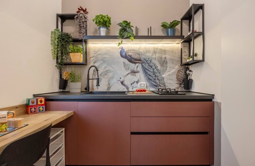 Borgo Vecchio Apartment | Fiorelli 17 - Blue Peafowl Studio with Private Terrace and Wi-Fi