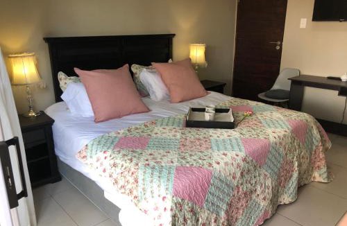 Bloemfontein House | Fiori Rosa