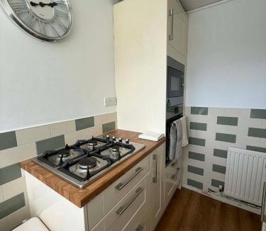 Southampton Apartment | fir tree