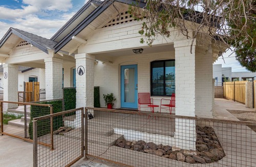 Governmental Mall House | Fire Element Cozy 2bed 1bath in Downtown Phx