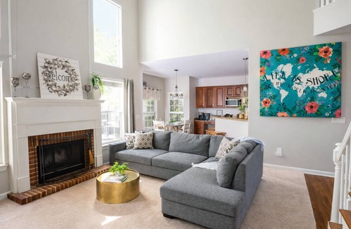 Charlotte House | Fire Pit BBQ Outdoor Lounge Near Hotspots