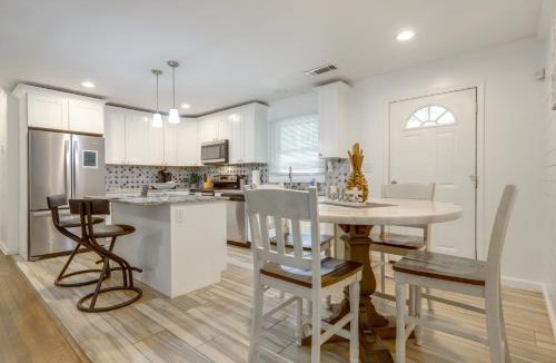 Collier Heights House | Fire Pit & Deck: Home 7 Mi to Mercedes-Benz!