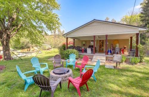 Weaverville House | Fire Pit & Game Room: Family Home in Marshall!