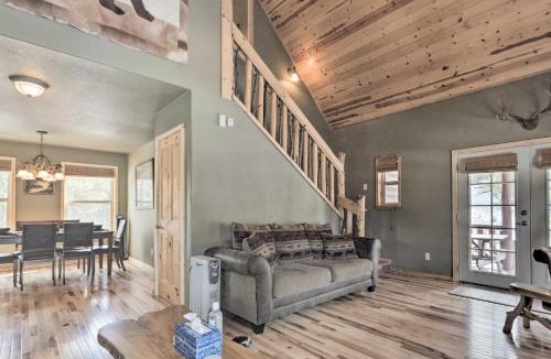 Overgaard House | Fire Pit + Game Room: Heber-Overgaard Cabin!