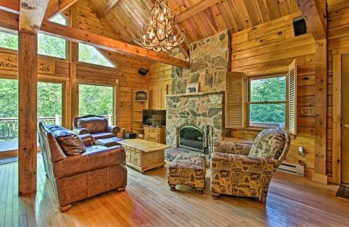 Long Pond House | Fire Pit & Hot Tub: Poconos Family Cabin!