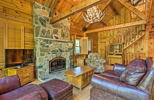 Long Pond House | Fire Pit & Hot Tub: Poconos Family Cabin!