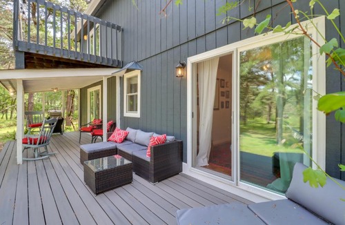 Long Pond House | Fire Pit, Kayaks & Hammocks: Long Pond Home!