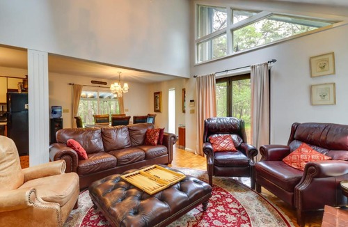 Long Pond House | Fire Pit, Kayaks & Hammocks: Long Pond Home!