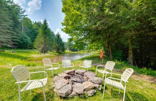 Walton House | Fire Pit & On-Site Pond: Wooded Walton Home!