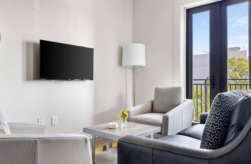 Cannonborough Elliotborough Condo | Fire Tower | Stylish King Suite with Rooftop Views