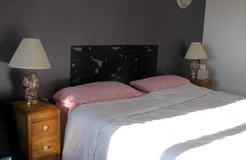 Campbell River Bed & Breakfast | Fireflies Bed & Breakfast