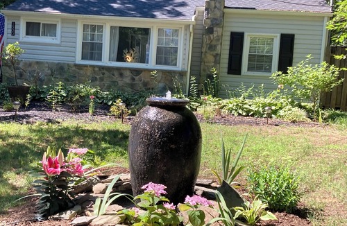 Cape Saint Claire Cottage | Firefly Cottage at the Cape, Hot Tub, Community beach enjoy summer USNA visits.