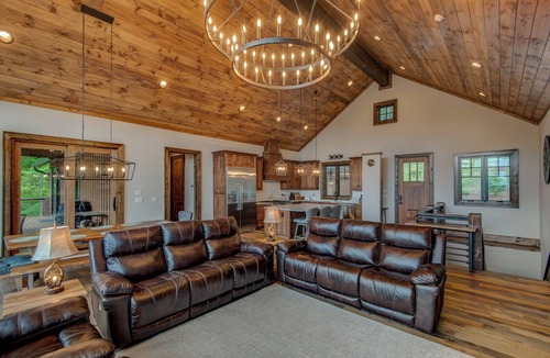 Banner Elk Cabin | Firefly Springs at Eagles Nest - 2024 Luxury with 6 king suites, hot tub, views, pets