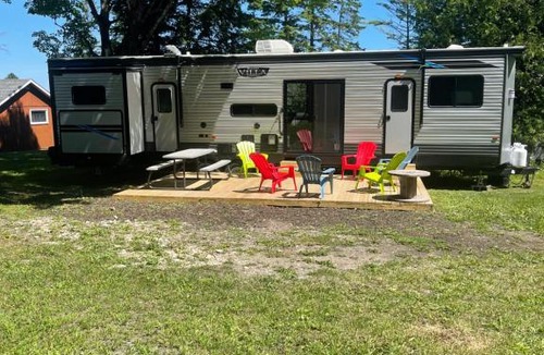 St Ignace Hotel | FireHouse Inn