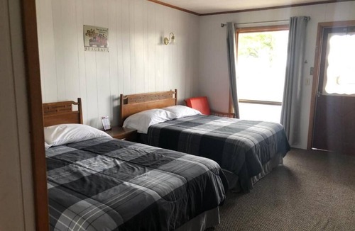 St Ignace Hotel | firehouse inn