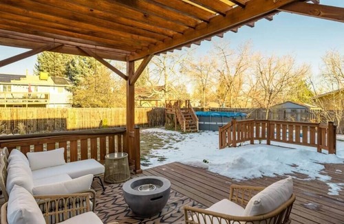 South Westminster House | Firepit & Pool! 4 King Beds 15 Mins to DT Denver