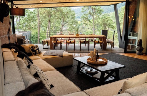 Valle de Bravo Villa | Fireplace, heated infinity pool and jacuzzi with lake views.