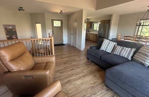Cascade-Chipita Park House | Fireplace, Hot Tub on Large Deck with Panoramic Views, 3BR + 3BA,