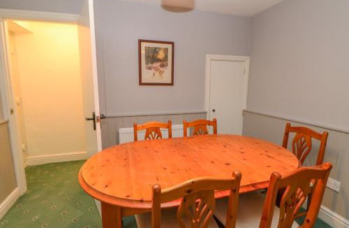 Bedale House | Firkin Cottage
