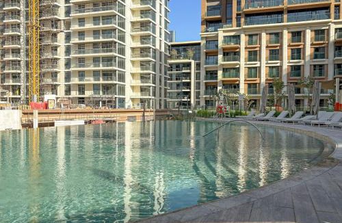 Al Wasl Apartment | FIRST CLASS 1BR Modern Luxury & Vibrant Vibes