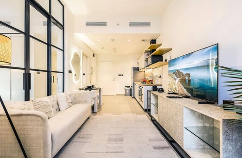 Dubai Apartment | FIRST CLASS | 1BR | Modern Majesty in Dubai Hills