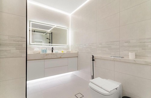 DIFC Apartment | FIRST CLASS 2BR Elegant Duplex Haven