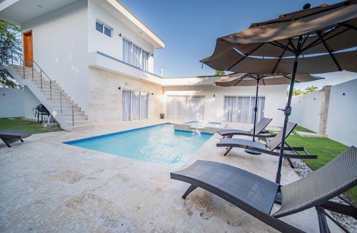 La Mulata Villa | First Class 4br King Size Villa In Sosua Town!