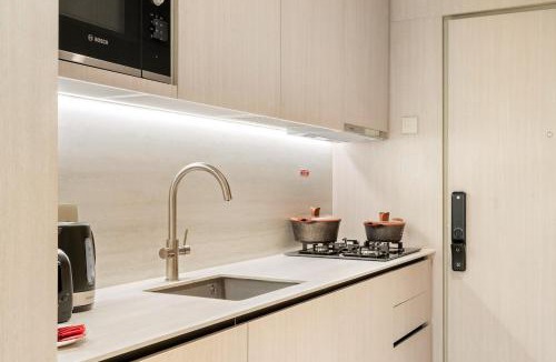 Jumeirah Village Circle Apartment | FIRST CLASS Studio Stylish Urban Nest