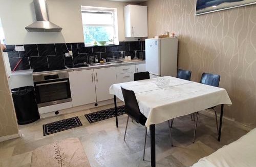 Belle Vue Apartment | First Floor Flat in Hyde Road Manchester