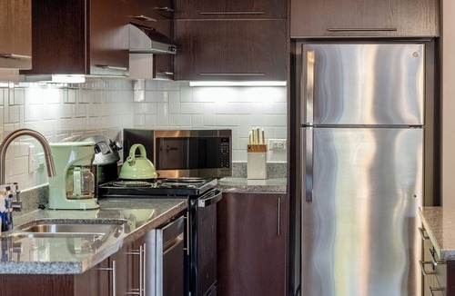 Cedar Park Apartment | First Floor- Pool, Gym, Dog Park, Parking near DTA