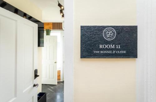 Luray Hotel | First Floor Suites at The Legacy Inn Harmony Floor