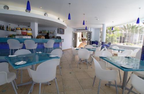 Umhlanga Hotel | First Group Breakers Resort - Official