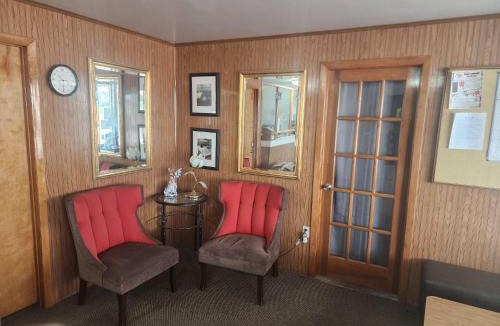 Quinter Hotel | First Inn By OYO Quinter Hwy 70