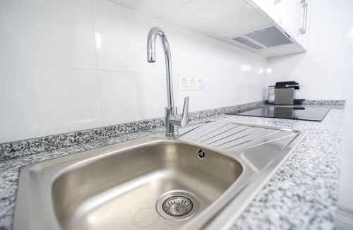 Benalmadena Costa Apartment | First line Beach, Pool, Puerto Marina.