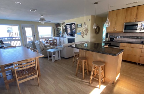 Acapulco Village House | First Row Beachfront - Steps to the Sand - Gulf Views - Pet-Friendly