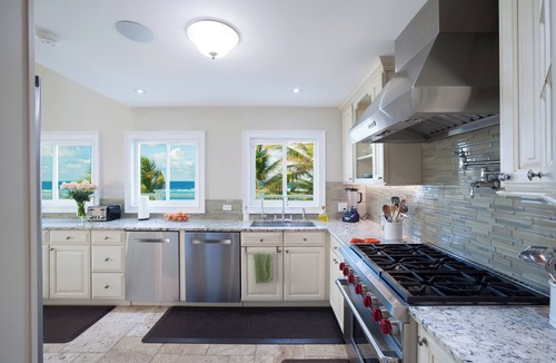 North Side House | Fischer's Reef: Spacious, Luxury Beach Villa w/Heated Infinity Pool & Amazing Snorkeling