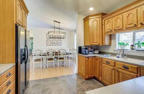 Moneta Cottage | Fish, Boat & Hike: Lakefront Home w/Game Room!