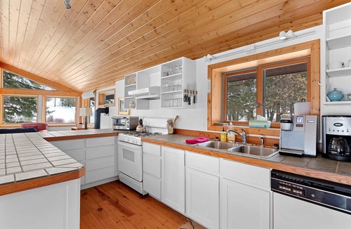 Missoula Cabin | Fish, float, or raft out of your front door, MT's wilderness at your fingertips!