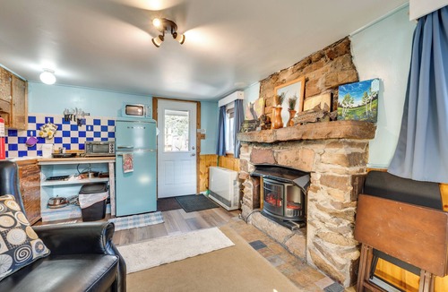 Drake Cabin | Fish, Hike & Unwind: Drake Cabin w/Hot Tub!