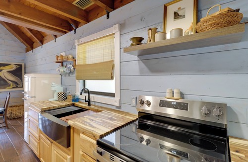 Okeechobee Cabin | Fish On-Site: Okeechobee Cabin w/Pool Access