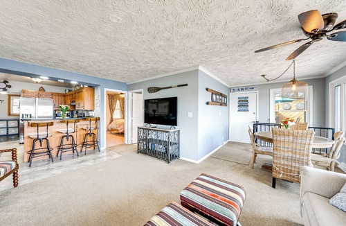 Mukwonago House | Fish, Swim & Explore: Mukwonago Lake House!