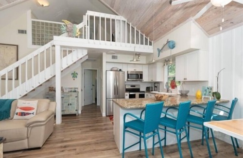 Palm Island House | Fish Tales & Flip Flops - Spectacular Palm Island pool home