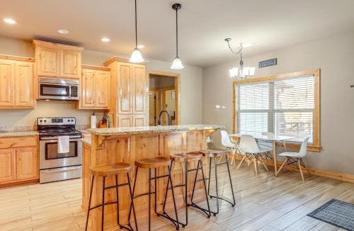 Lakeview House | Fish the White River! Sleek Family Home in Flippin