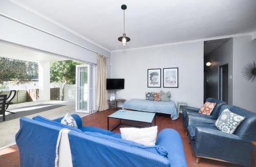 Waenhuiskrans House | Fisher's Rest in Arniston