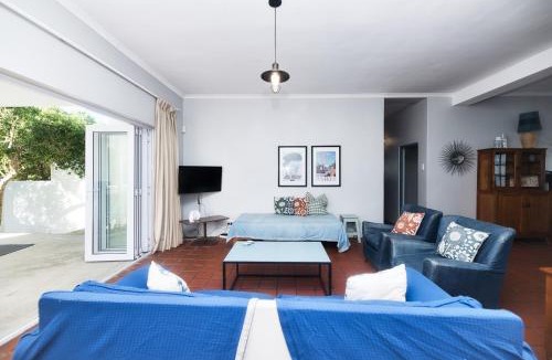 Waenhuiskrans House | Fisher's Rest in Arniston