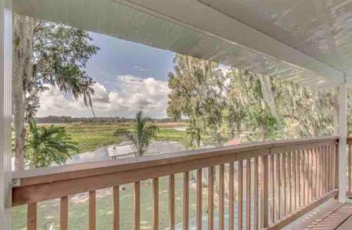 Crystal River House | Fisherman Paradise Water Views and Kayaks