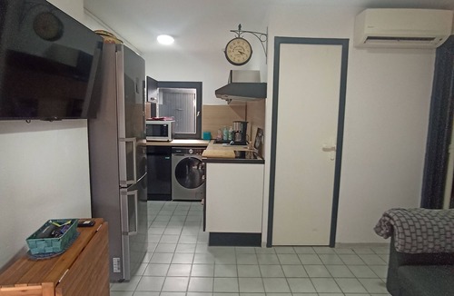 Le Barcares House | Fisherman's cottage air conditioning wifi large garden and pergola swimming pool sauna hammam