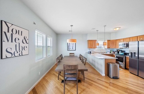 San Luis House | Fisherman`s Dream: Game Room & Walk to Beach