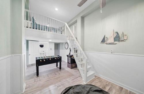 San Luis House | Fishermans Dream With Game Room Walk to the Beach