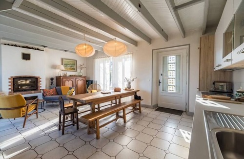Loguivy House | Fishermen's house with sea and Brehat views
